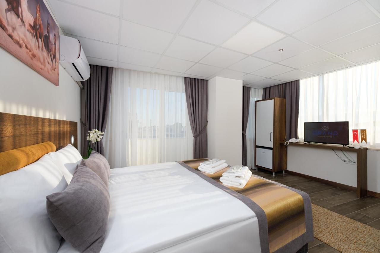 Grand Gulluk Hotel & Spa City Center Antalia Esterno foto