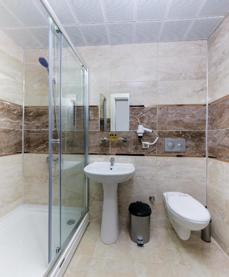 Grand Gulluk Hotel & Spa City Center Antalia Esterno foto