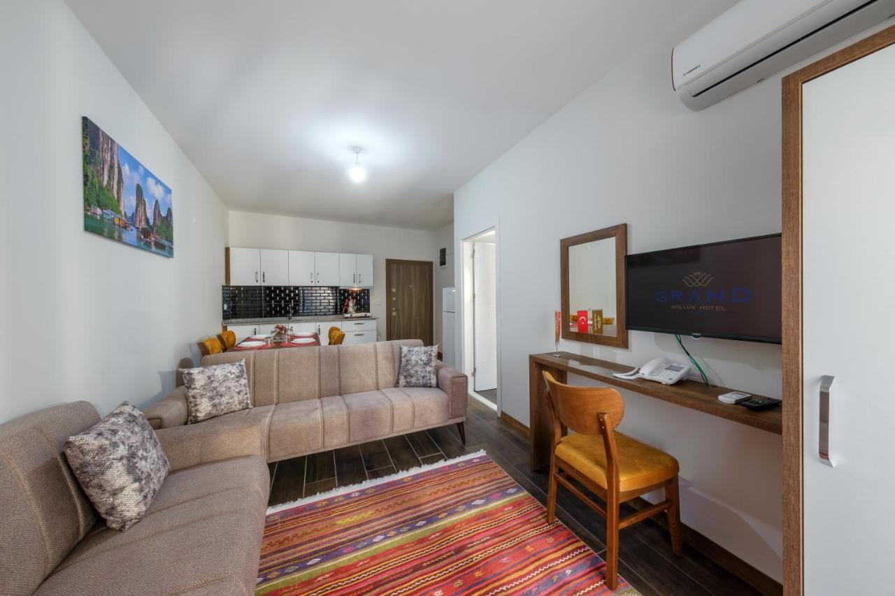 Grand Gulluk Hotel & Spa City Center Antalia Esterno foto