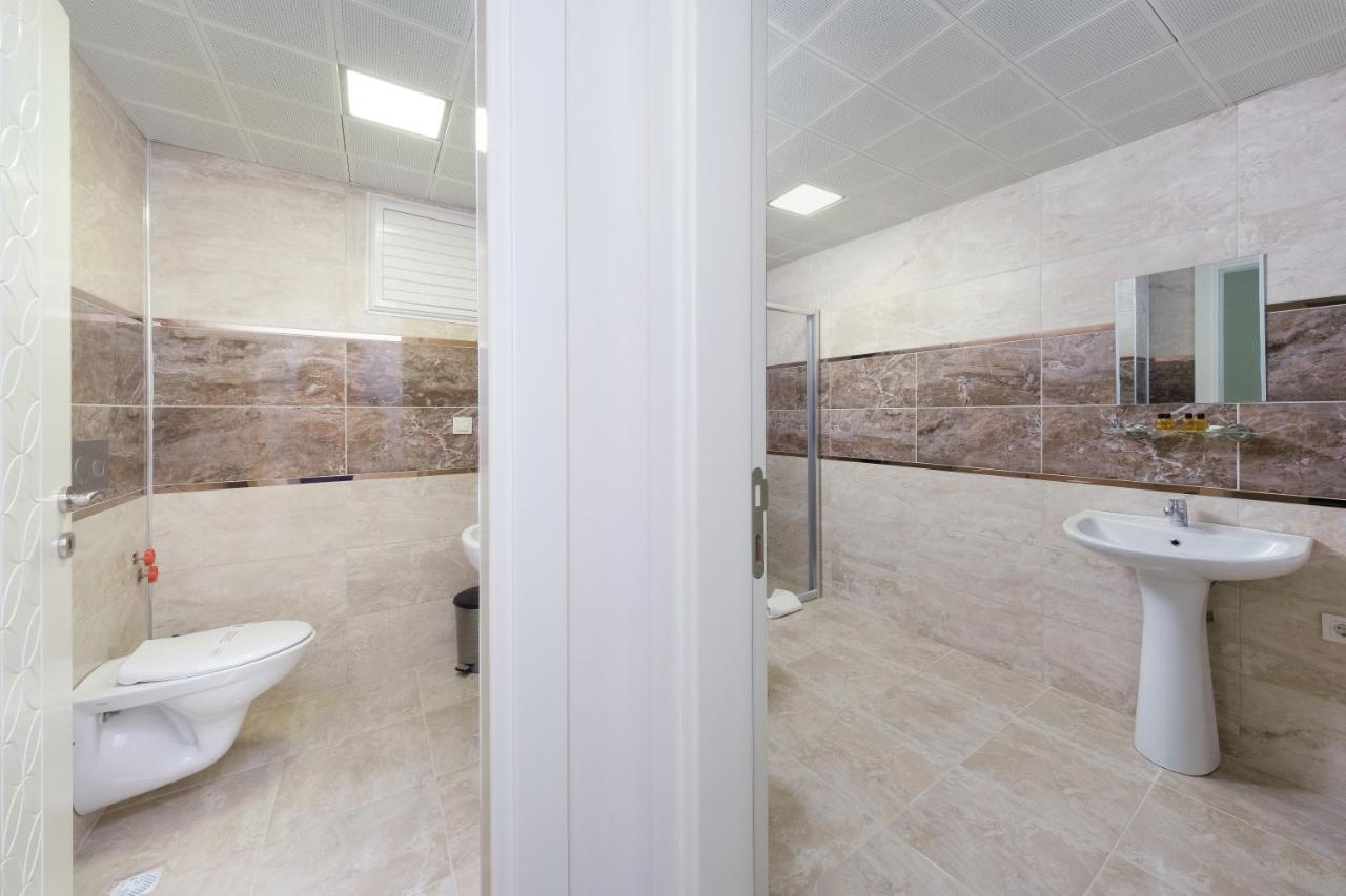Grand Gulluk Hotel & Spa City Center Antalia Esterno foto